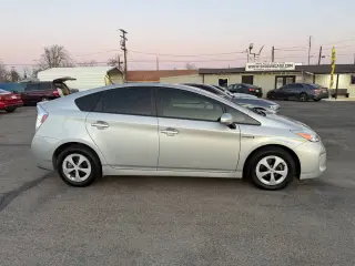2015 Toyota Prius
Persona Series