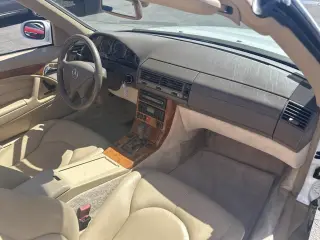 2001 Mercedes-Benz SL500 