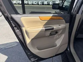 2013 Nissan Armada Platinum