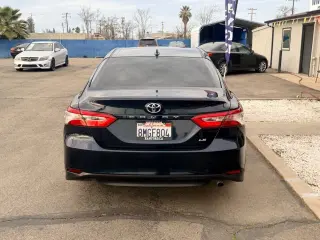 2019 Toyota Camry
LE