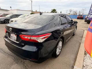 2019 Toyota Camry
LE