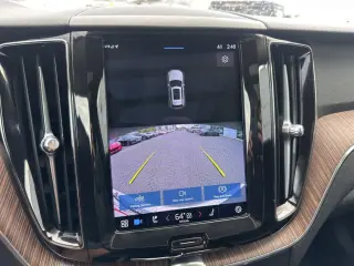 2022 Volvo XC60 Momentum