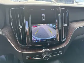 2022 Volvo XC60 Momentum