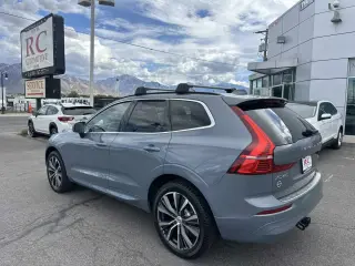 2022 Volvo XC60 Momentum