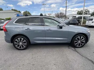 2022 Volvo XC60 Momentum