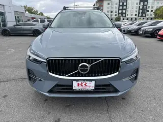 2022 Volvo XC60 Momentum