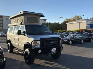 2010 Ford Econoline Cargo Van Commercial