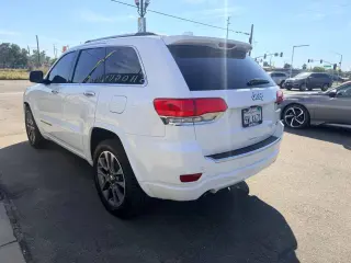 2018 Jeep Grand Cherokee
Overland