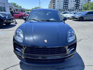 2021 Porsche Macan 