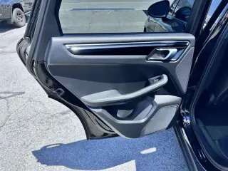 2021 Porsche Macan 
