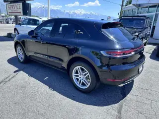 2021 Porsche Macan 