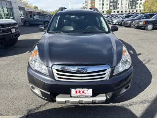 2011 Subaru Outback 2.5i Limited Pwr Moon