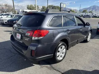 2011 Subaru Outback 2.5i Limited Pwr Moon