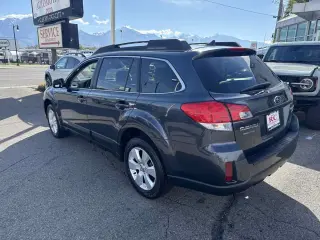 2011 Subaru Outback 2.5i Limited Pwr Moon