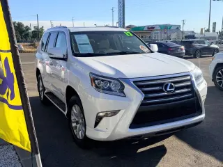 2017 Lexus GX 460
Base