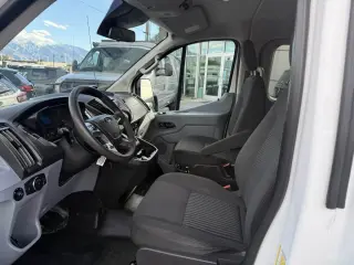 2018 Ford Transit Passenger Wagon XLT