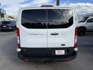 2018 Ford Transit Passenger Wagon XLT