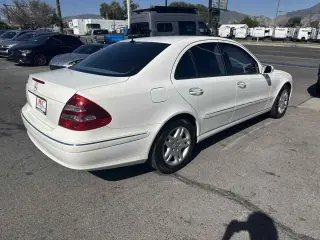 2005 Mercedes-Benz E320 Sedan