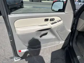 2002 Chevrolet Suburban LT