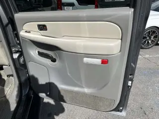 2002 Chevrolet Suburban LT