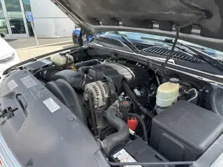 2002 Chevrolet Suburban LT