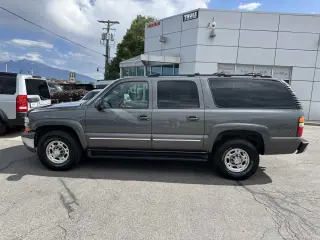 2002 Chevrolet Suburban LT