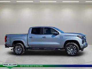 Chevrolet Colorado 2023 4x4 LT 4dr Crew Cab 5 ft. SB