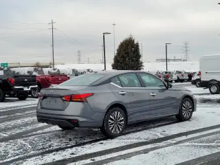 Nissan Altima 2024 AWD 2.5 SV 4dr Sedan