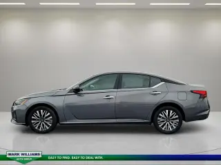 Nissan Altima 2024 AWD 2.5 SV 4dr Sedan
