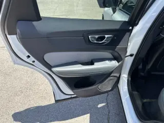 2022 Volvo XC60 Recharge Plug-In Hybrid R-Design