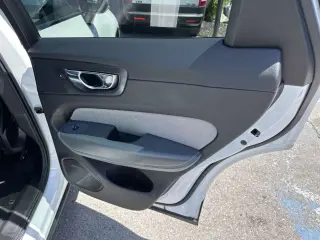 2022 Volvo XC60 Recharge Plug-In Hybrid R-Design