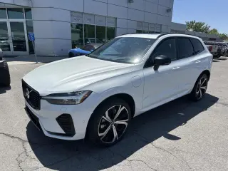 2022 Volvo XC60 Recharge Plug-In Hybrid R-Design
