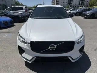 2022 Volvo XC60 Recharge Plug-In Hybrid R-Design