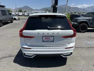 2022 Volvo XC60 Recharge Plug-In Hybrid R-Design