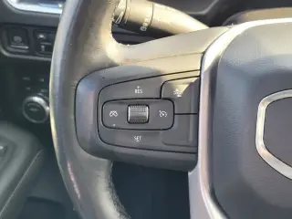 GMC Yukon 2021 4x4 SLT 4dr SUV