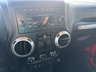 2017 Jeep Wrangler Sahara