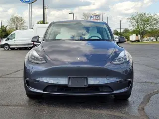 Tesla Model Y 2022 AWD Long Range 4dr Crossover