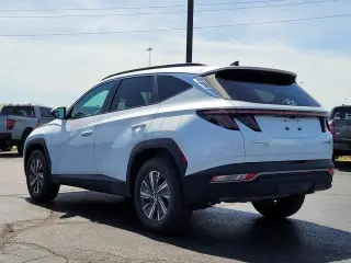Hyundai TUCSON Hybrid 2022 AWD Blue 4dr SUV