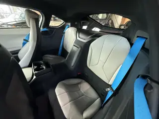2014 BMW i8 