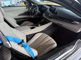 2014 BMW i8 