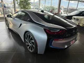 2014 BMW i8 