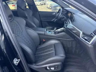 2022 BMW X6 M 