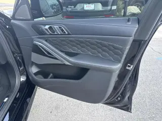 2022 BMW X6 M 