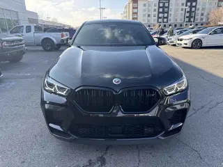 2022 BMW X6 M 