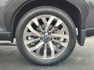 Subaru Forester 2025 AWD Touring Hybrid 4dr Crossover