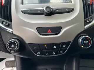 2018 Chevrolet Cruze LS Auto