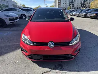 2019 Volkswagen Golf R 