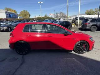2019 Volkswagen Golf R 