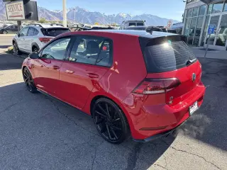 2019 Volkswagen Golf R 