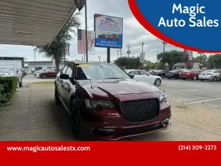 2019 Chrysler 300 Touring